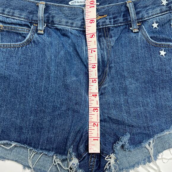 Old Navy Cutoff Boyfriend Denim Star Embroidered Jean Shorts Size 6 - Picture 7 of 9